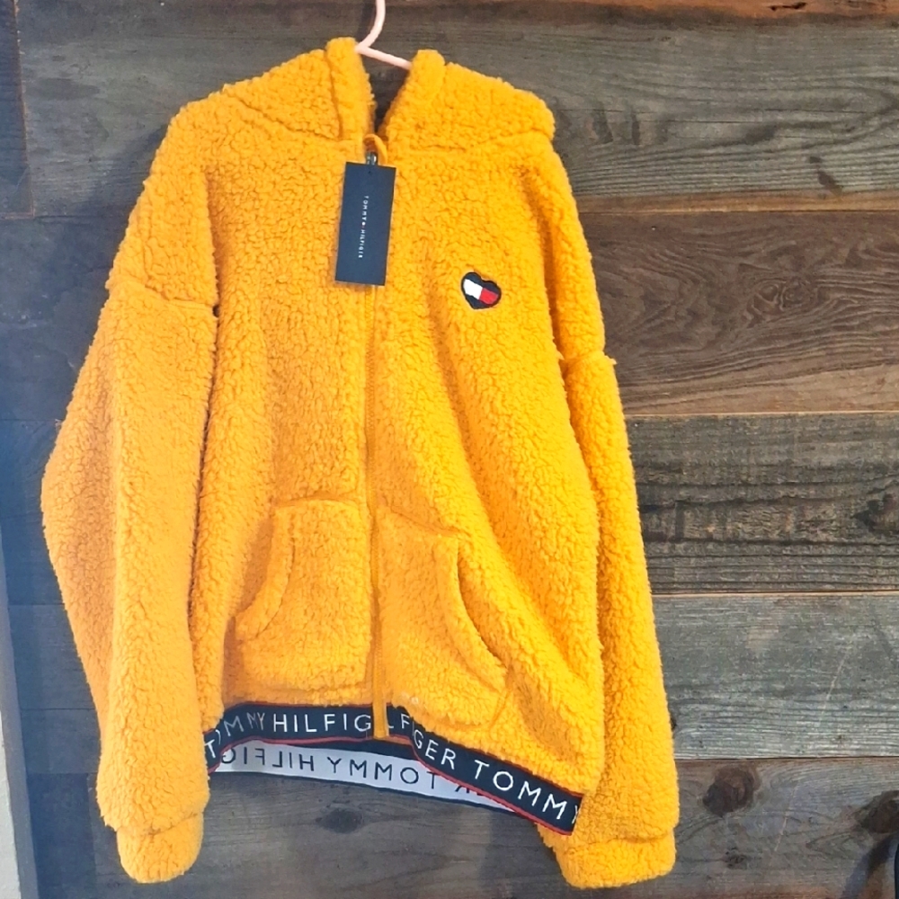 Tommy Hilfiger Yellow Puffer Jacket D